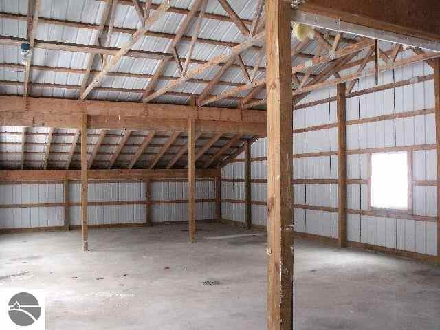 1265 North Haze Road Beulah, MI 49617 - Photo 25 of 27 1743371-24.JPG