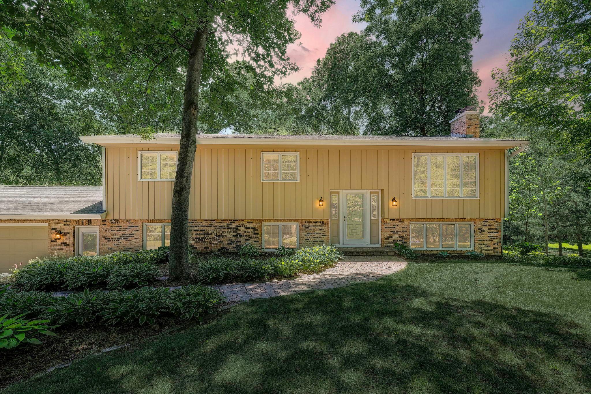 8109 Spring Valley Road Waconia, MN 55387 - Photo 1 of 37 Gallery Image 1