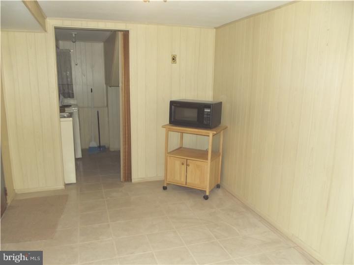 10816 Heflin Road Philadelphia, PA 19154 - Photo 12 of 14 Bonus Room