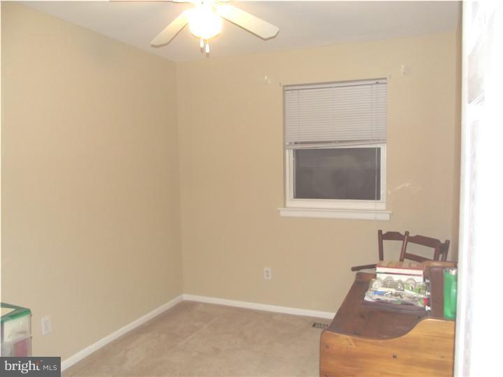 10816 Heflin Road Philadelphia, PA 19154 - Photo 9 of 14 Bedroom 2