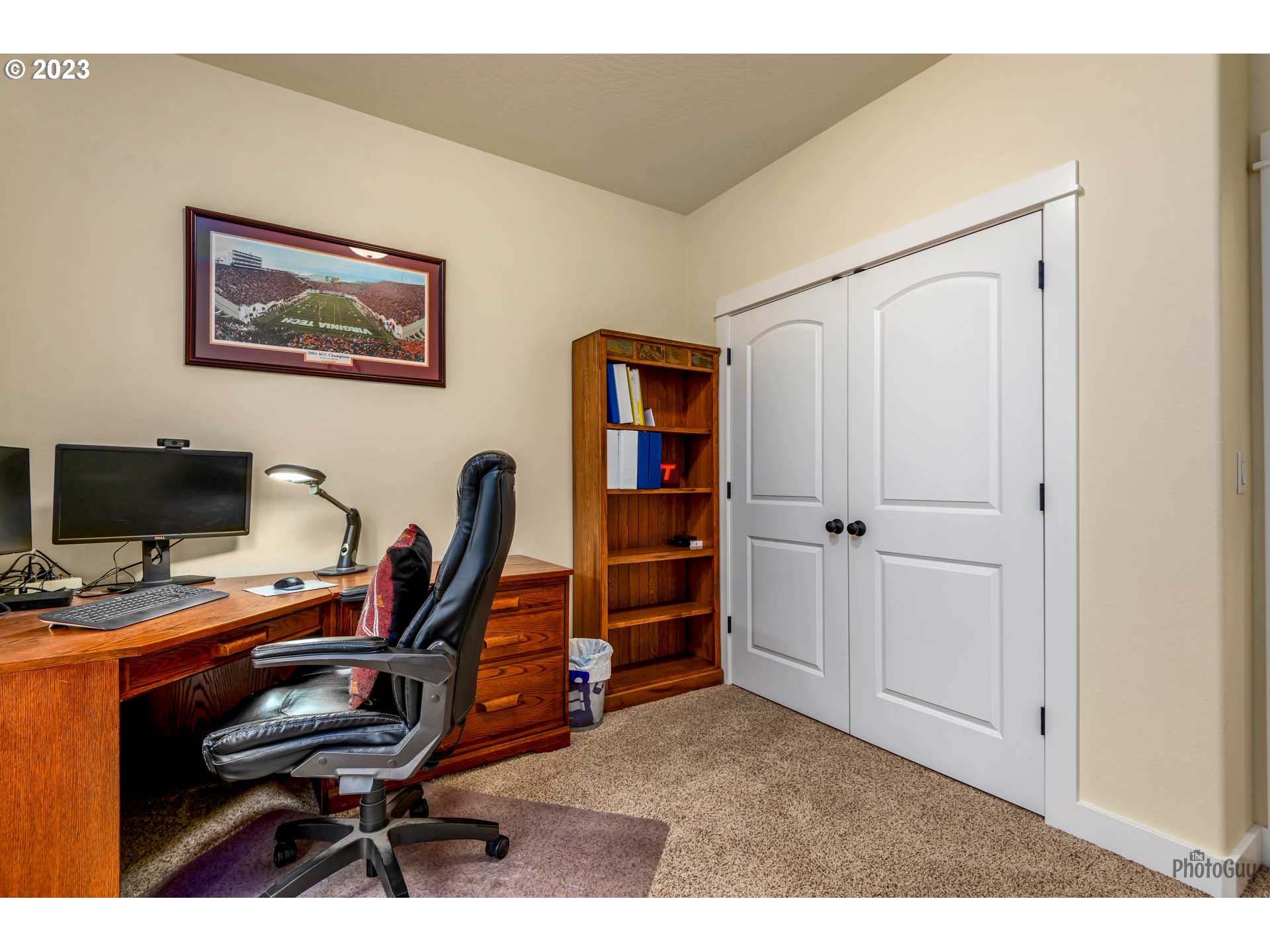 975 Riverstone Lane Springfield, OR 97477 - Photo 21 of 27 a view of a workspace with furniture