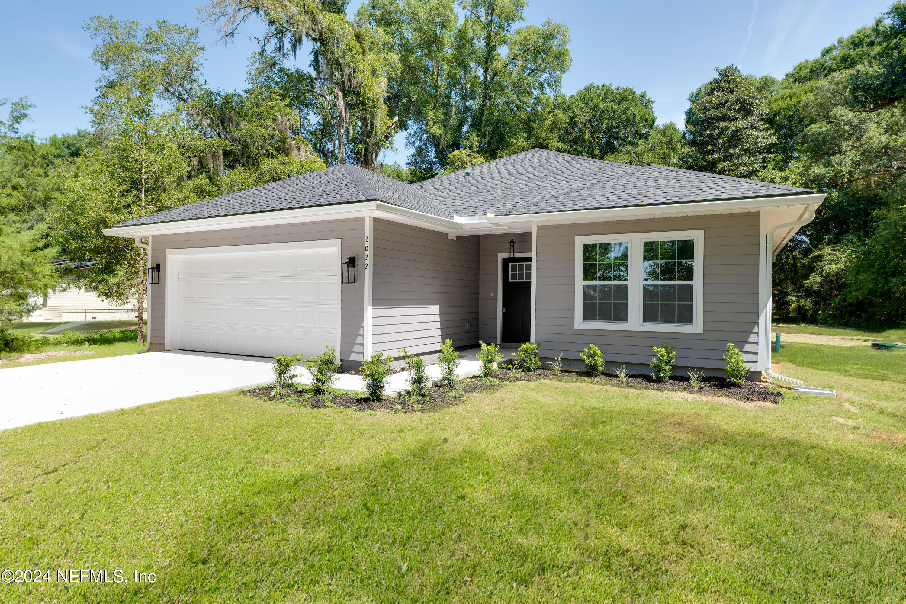 2022 Knowles Road Green Cove Springs, FL 32043 - Photo 2 of 30 2022KnowlesRdGreenCoveSpringsFL-25