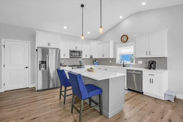 $500,000 | 1709 Littlefield Lane, Mahomet, IL 61853