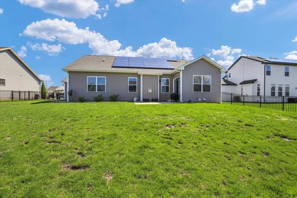 $500,000 | 1709 Littlefield Lane, Mahomet, IL 61853