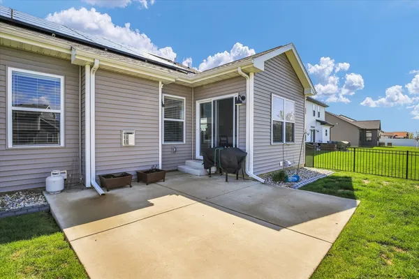 $500,000 | 1709 Littlefield Lane, Mahomet, IL 61853