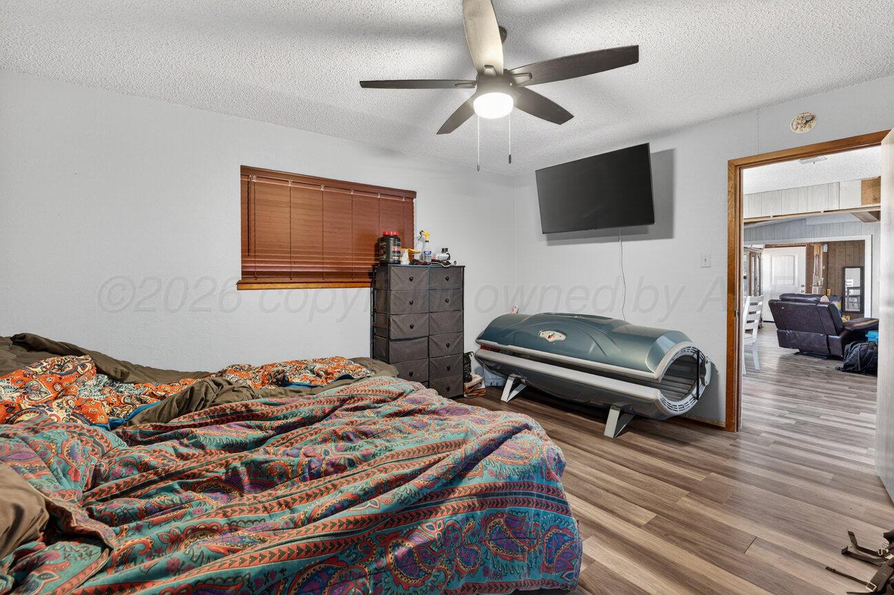 693 County Road 24 Muleshoe, TX 79347 - Photo 25 of 98 Master Bedroom