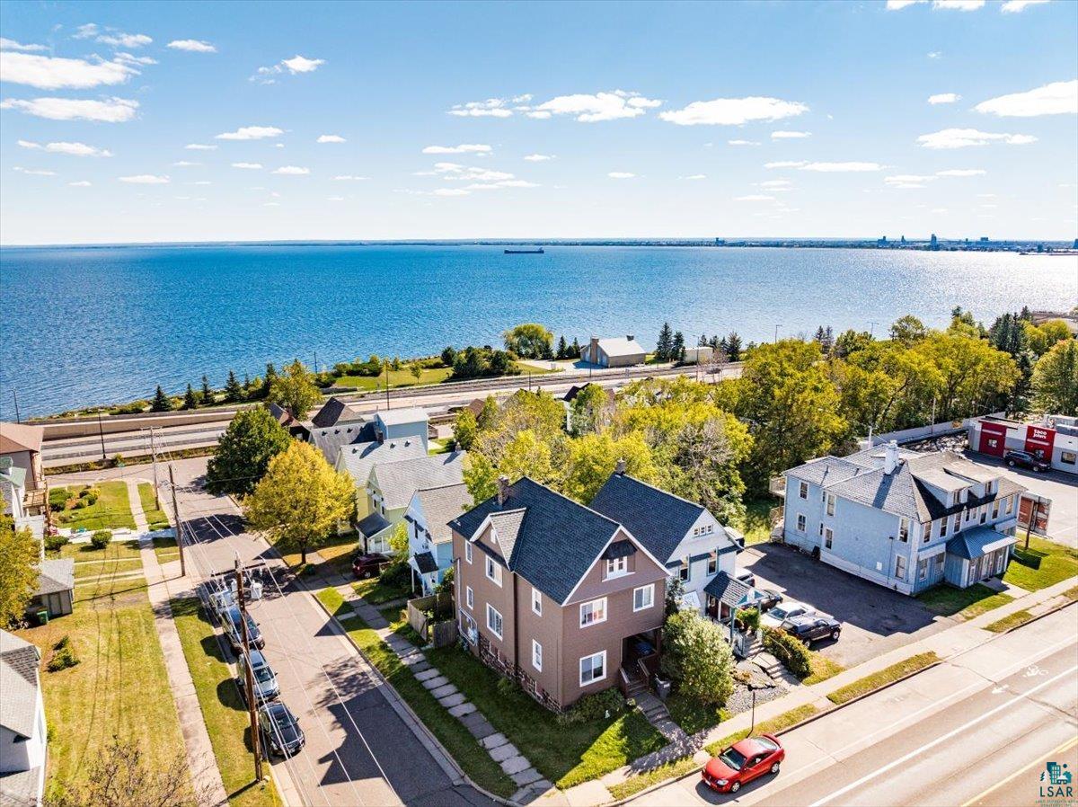 1828 London Road Duluth, MN 55812 - Photo 1 of 23 Gallery Image 1