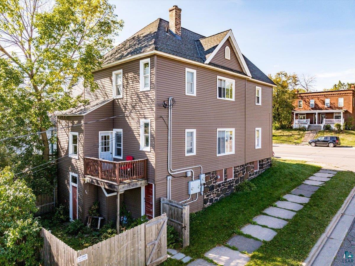 1828 London Road Duluth, MN 55812 - Photo 3 of 23 Gallery Image 3