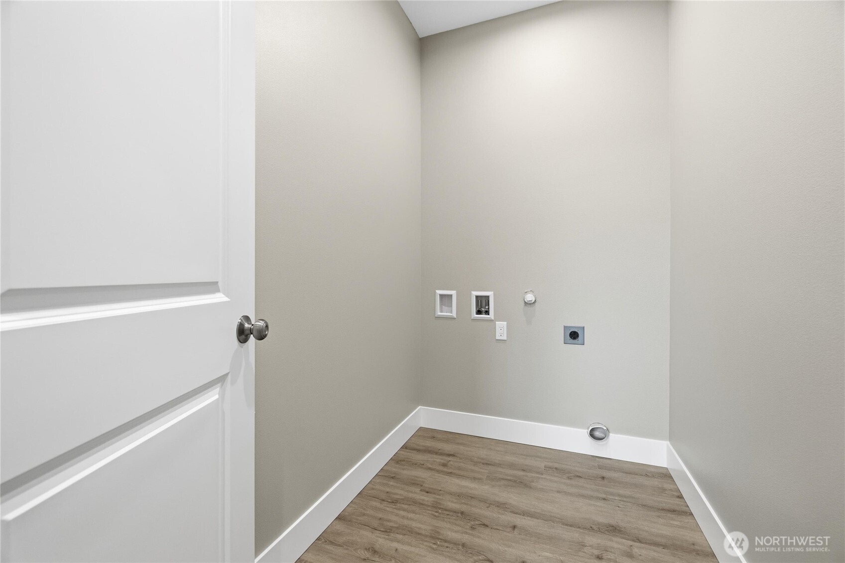 6473 Watson Loop Maple Falls, WA 98266 - Photo 19 of 25 a view of room