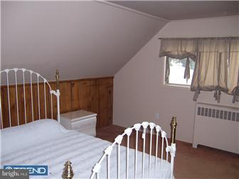 24 Indigo Road Levittown, PA 19057 - Photo 5 of 5 Bedroom - Main