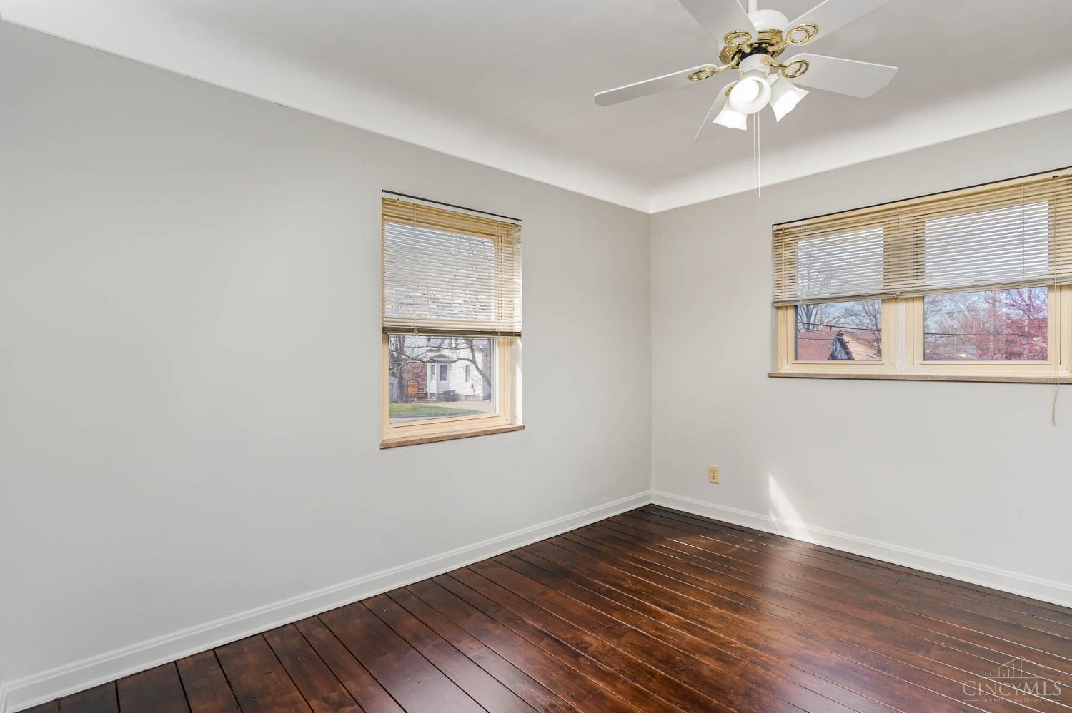 4364 North Bend Road Cincinnati, OH 45211 - Photo 7 of 22 Gallery Image 7