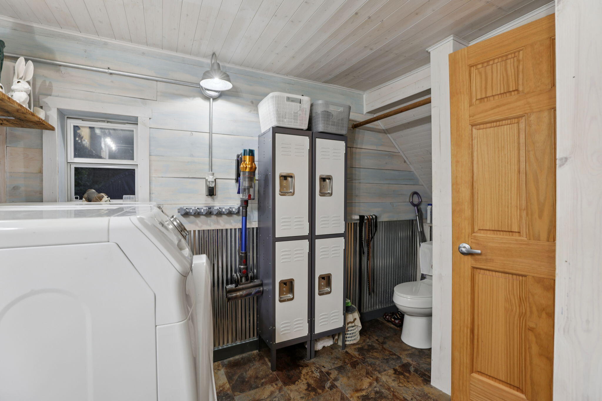 239 Nelson Street Sharon, WI 53585 - Photo 11 of 26 15-web-or-mls-Nelson St-L0409-015