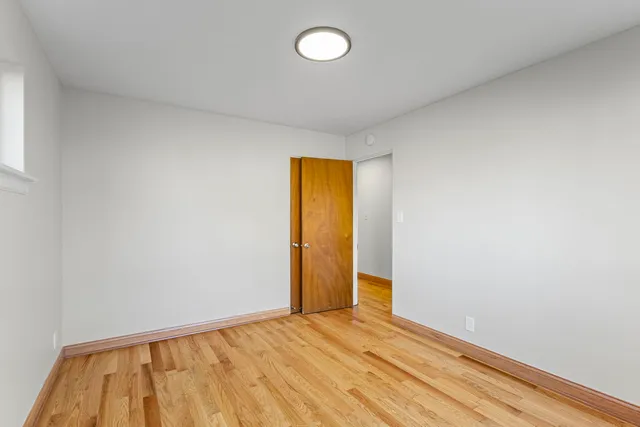 $2,400 | 1307 Highridge Parkway, Westchester, IL 60154