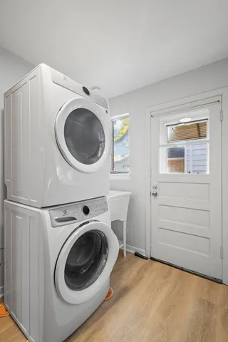 $2,400 | 1307 Highridge Parkway, Westchester, IL 60154