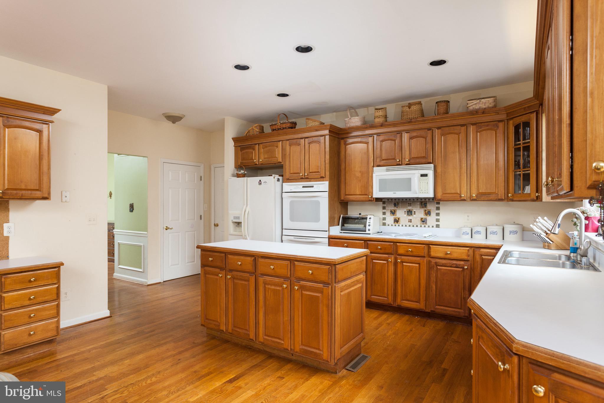 14417 Misty Valley Road Phoenix, MD 21131 - Photo 8 of 33