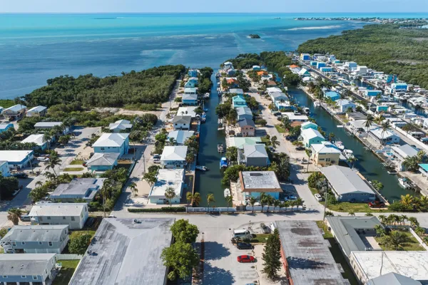 $985,000 | 100 East 63rd Street Ocean, Marathon, FL 33050