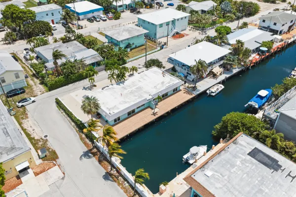 $985,000 | 100 East 63rd Street Ocean, Marathon, FL 33050