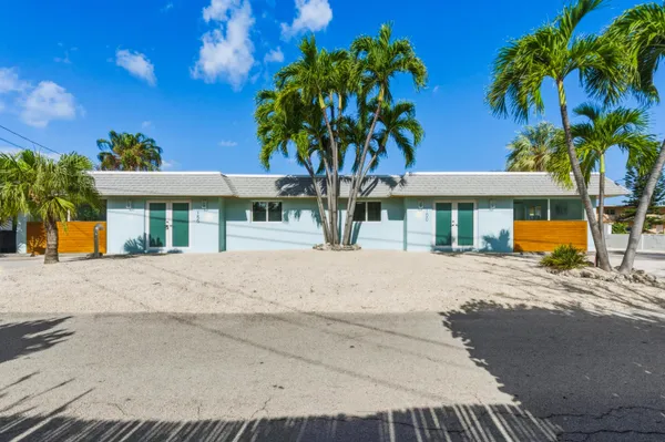 $985,000 | 100 East 63rd Street Ocean, Marathon, FL 33050