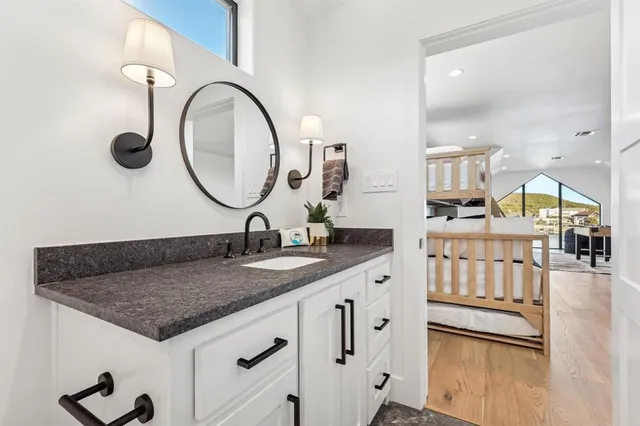 $1,500,000 | 3 Breakwater Bend, Graford, TX 76449