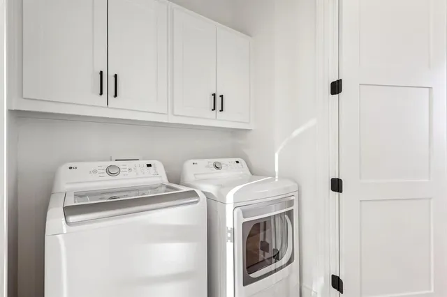 $1,500,000 | 3 Breakwater Bend, Graford, TX 76449