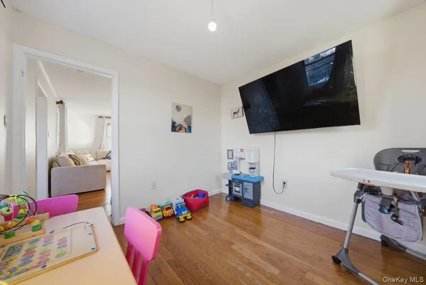 $825,000 | 115 Young Avenue, Yonkers, NY 10710