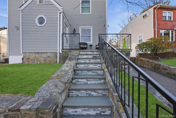 $825,000 | 115 Young Avenue, Yonkers, NY 10710