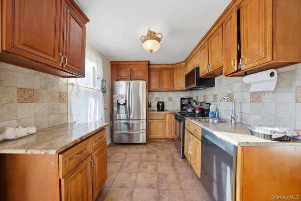 $825,000 | 115 Young Avenue, Yonkers, NY 10710