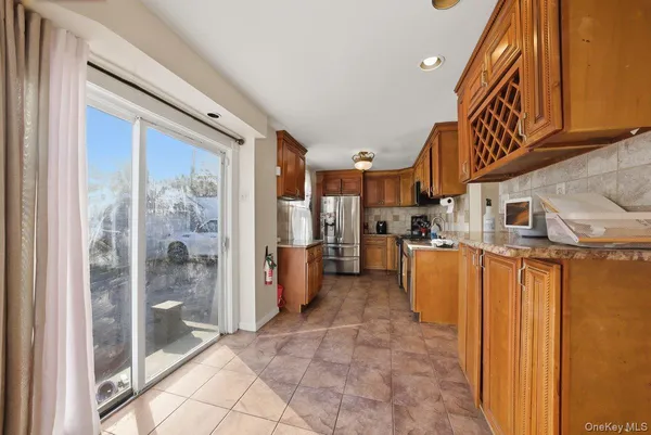 $825,000 | 115 Young Avenue, Yonkers, NY 10710