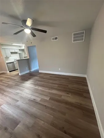 $895 | 2211 South Vernon Avenue, Unit 109, Dallas, TX 75224