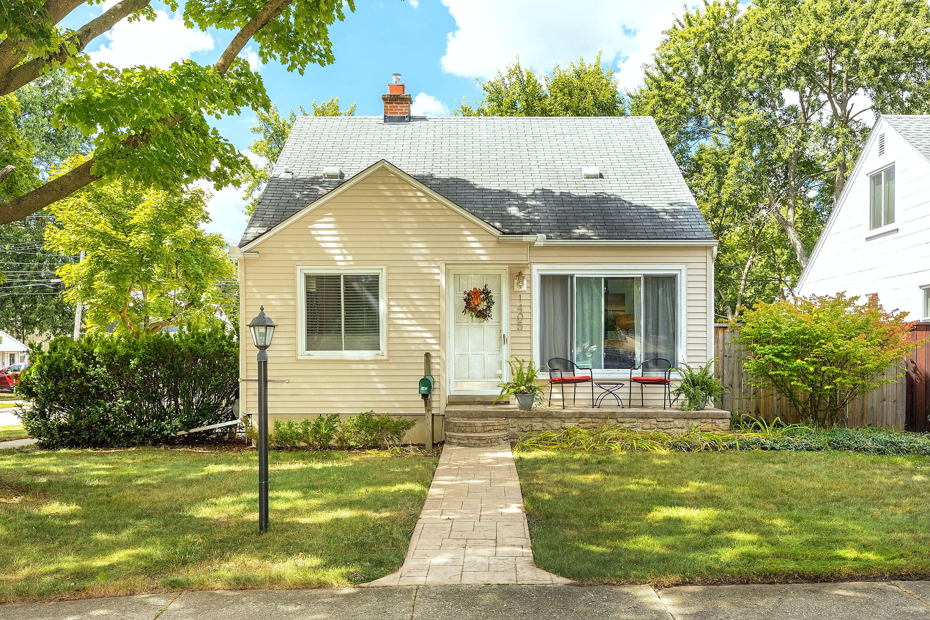 1405 Oakley Road Clawson, MI 48017 - Photo 1 of 46 Oakley-1