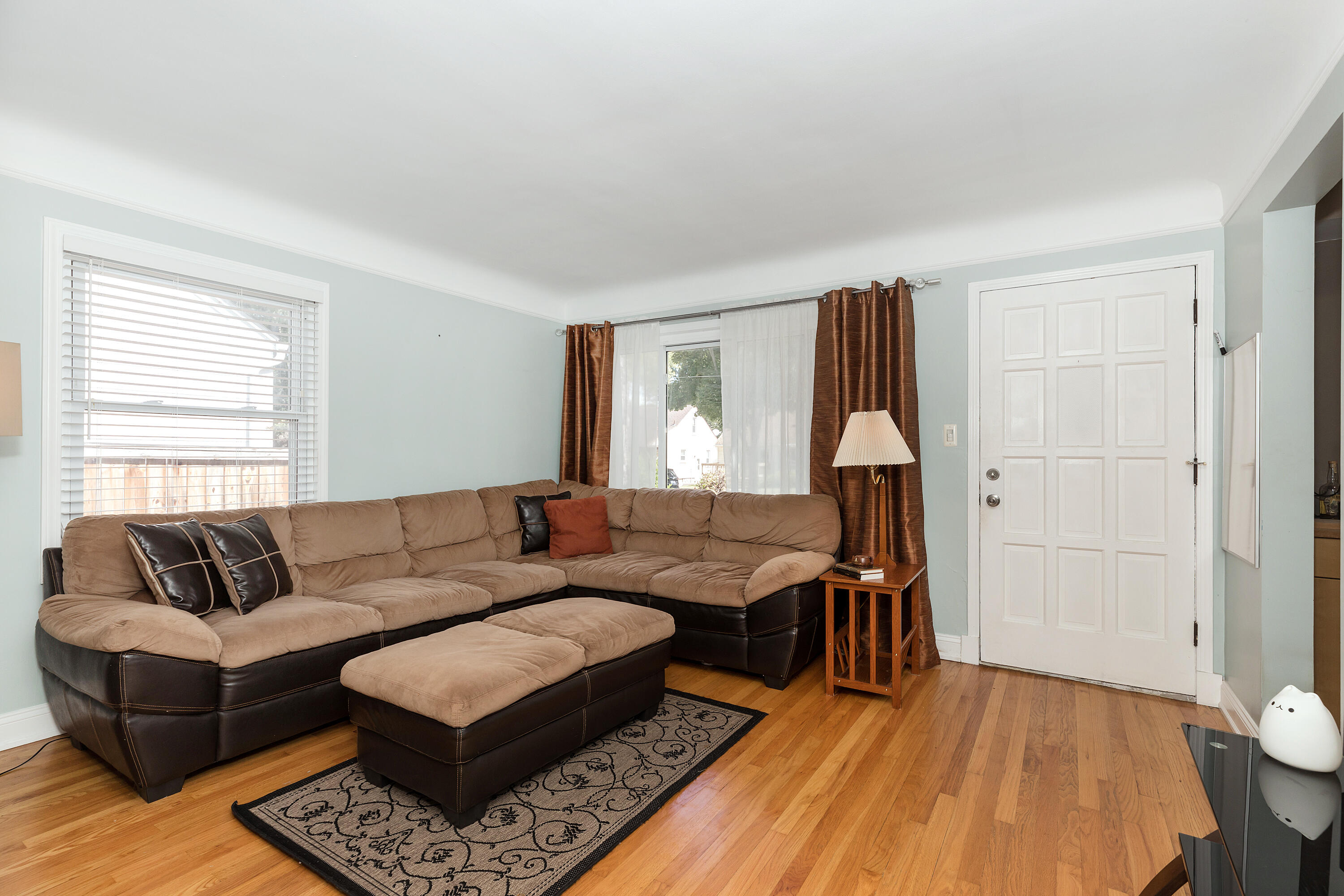 1405 Oakley Road Clawson, MI 48017 - Photo 5 of 46 Oakley-5