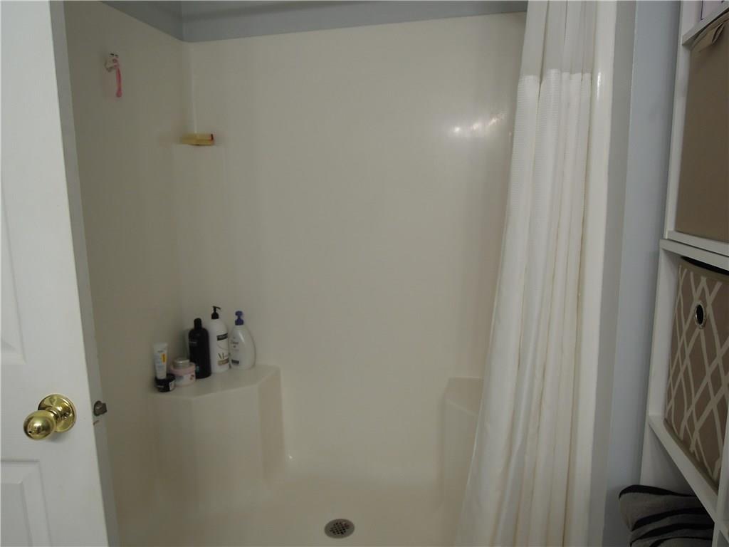 5827 Decatur Ridge Drive Indianapolis, IN 46221 - Photo 23 of 29