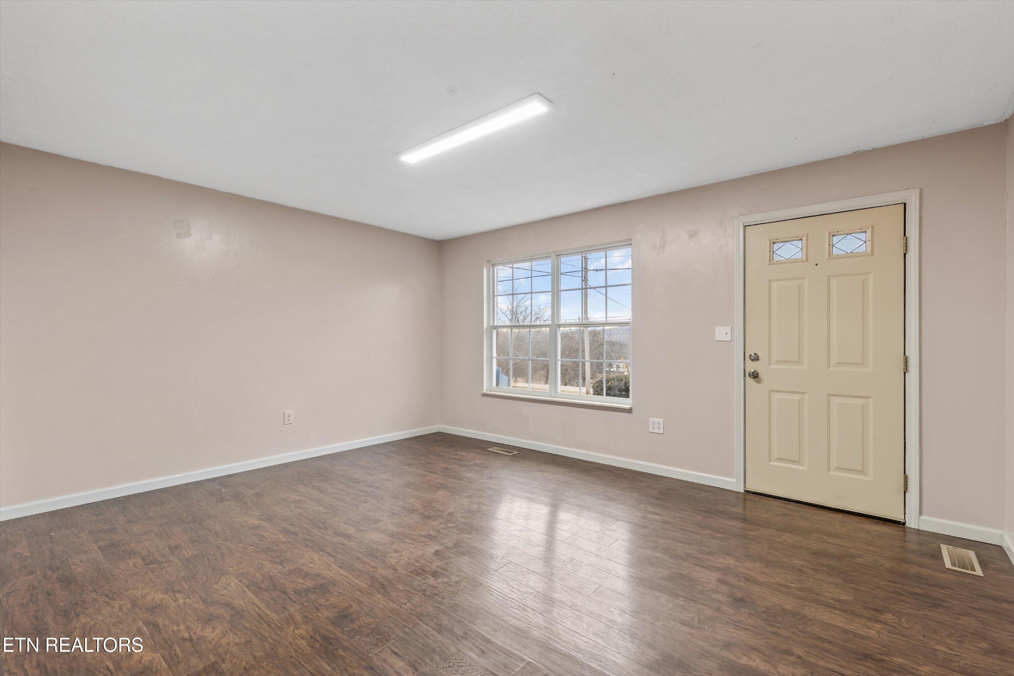 435 Oak Grove Road Madisonville, TN 37354 - Photo 12 of 42 Gallery Image 12