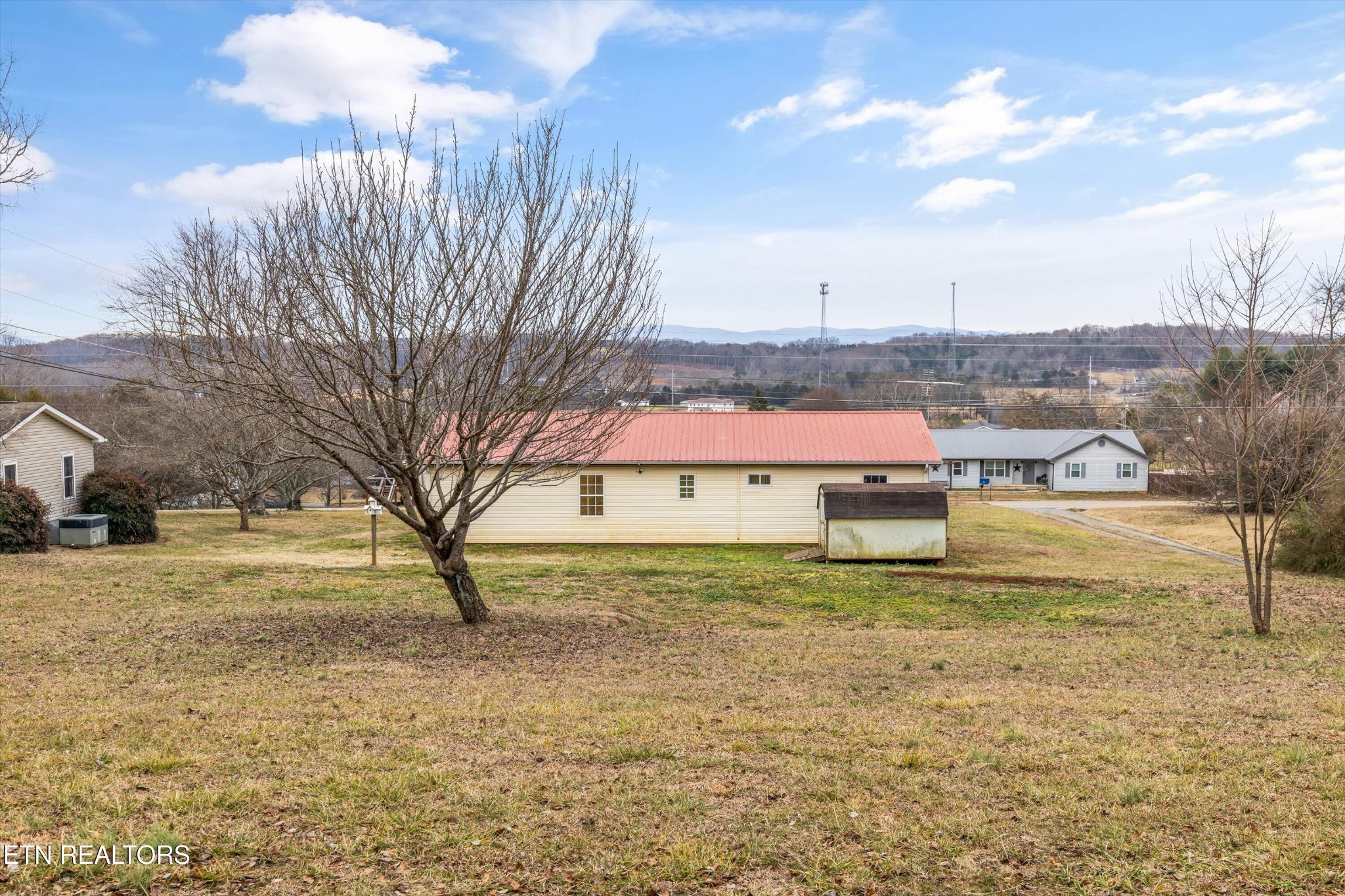 435 Oak Grove Road Madisonville, TN 37354 - Photo 32 of 42 Gallery Image 32