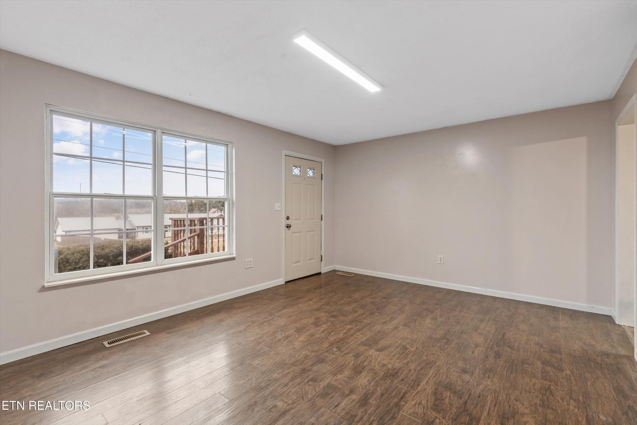 435 Oak Grove Road Madisonville, TN 37354 - Photo 10 of 42 Gallery Image 10