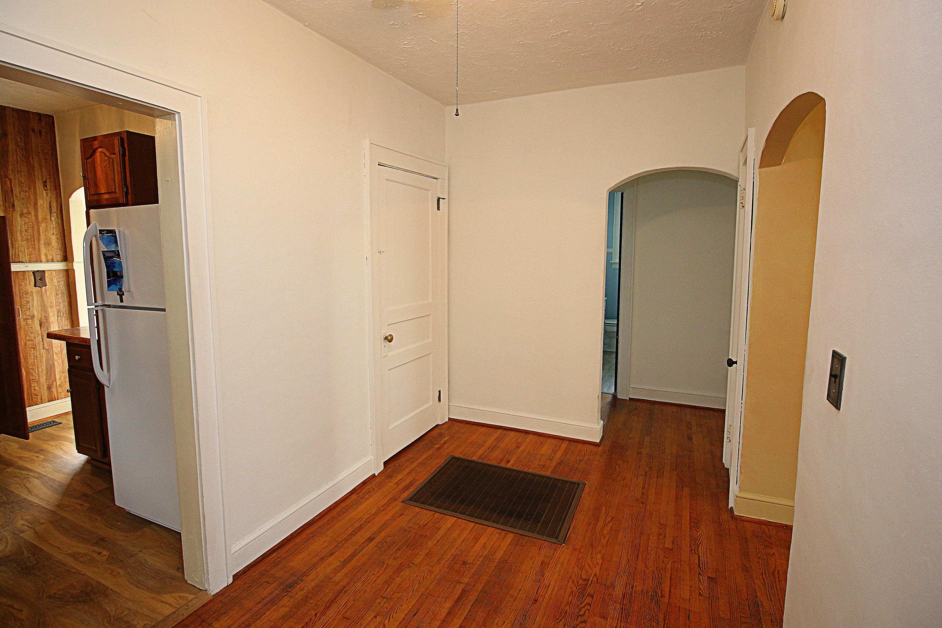 515 Liberty Road Northeast Roanoke, VA 24012 - Photo 14 of 35 300 dpi8
