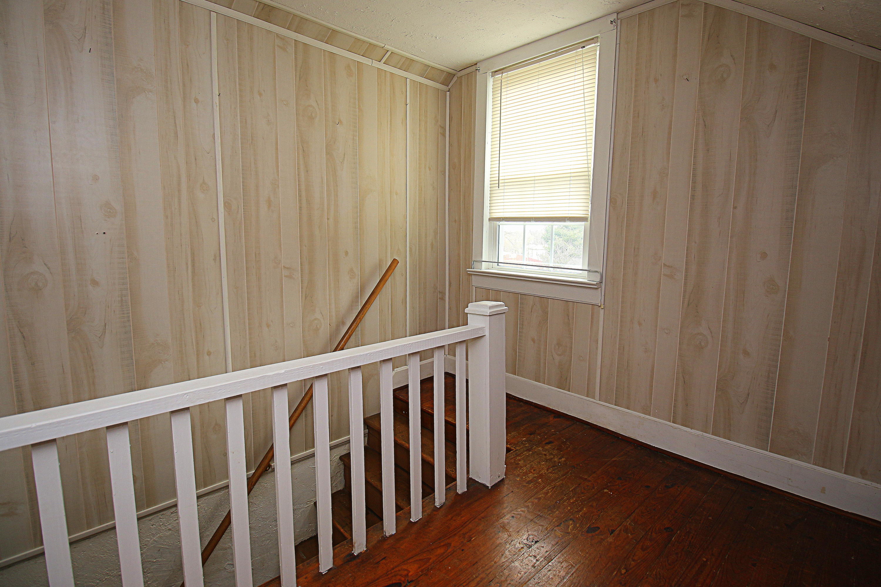 515 Liberty Road Northeast Roanoke, VA 24012 - Photo 16 of 35 300 dpi16