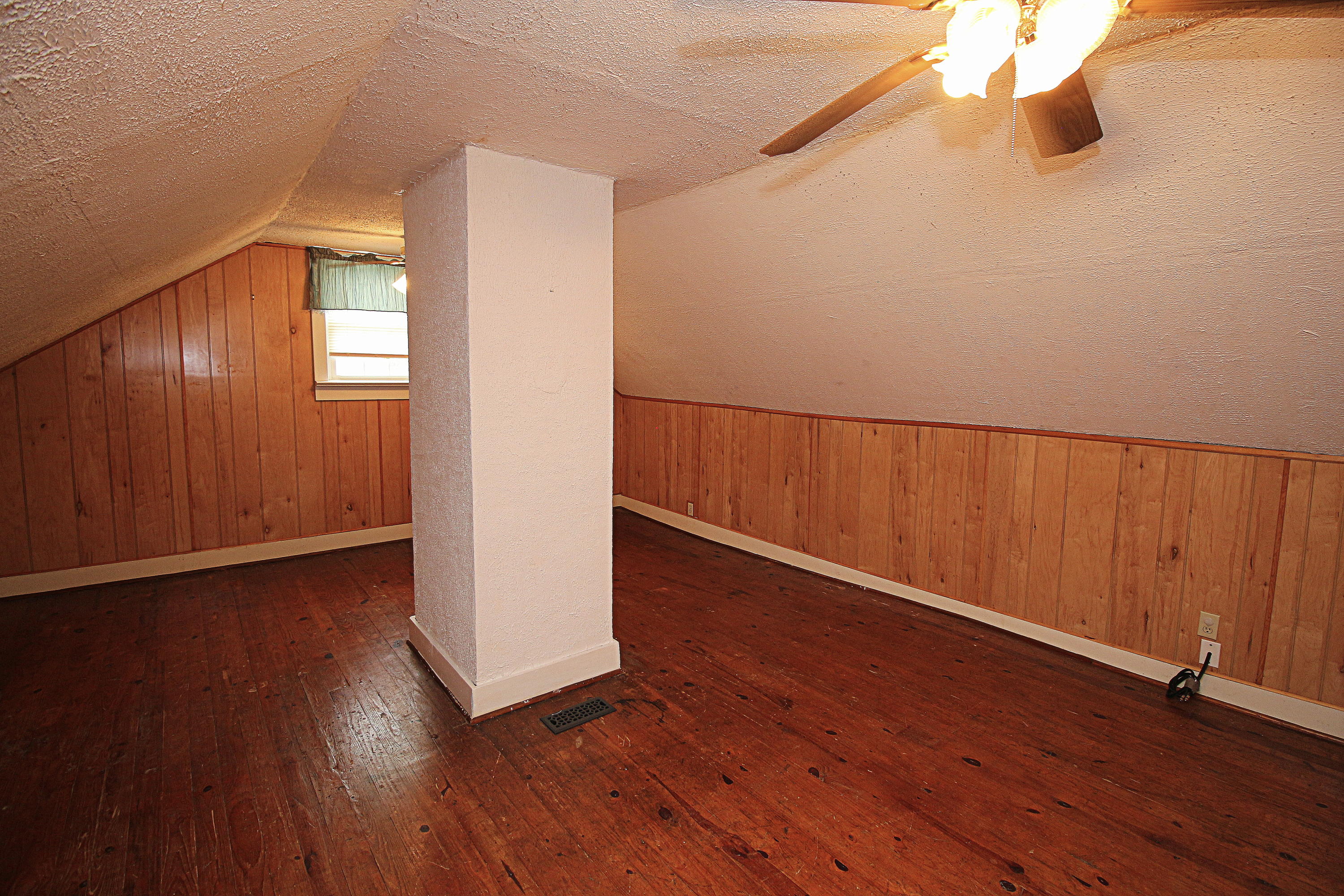 515 Liberty Road Northeast Roanoke, VA 24012 - Photo 17 of 35 300 dpi17