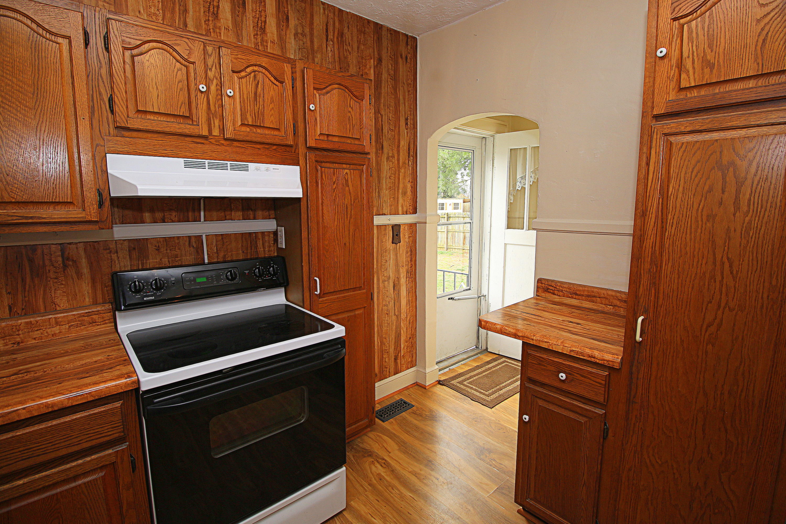 515 Liberty Road Northeast Roanoke, VA 24012 - Photo 7 of 35 300 dpi14