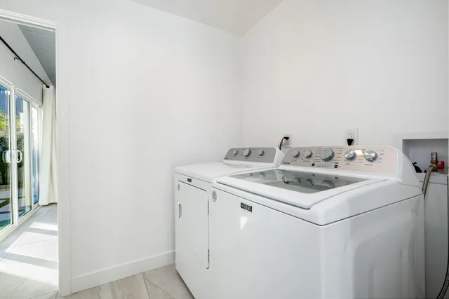 $2,195,000 | 623 West Regal Drive, Palm Springs, CA 92262