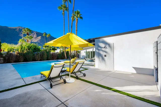 $2,195,000 | 623 West Regal Drive, Palm Springs, CA 92262