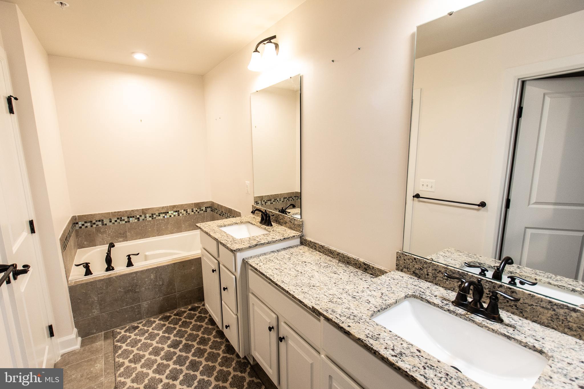 22304 Seabring Terrace Ashburn, VA 20148 - Photo 18 of 35