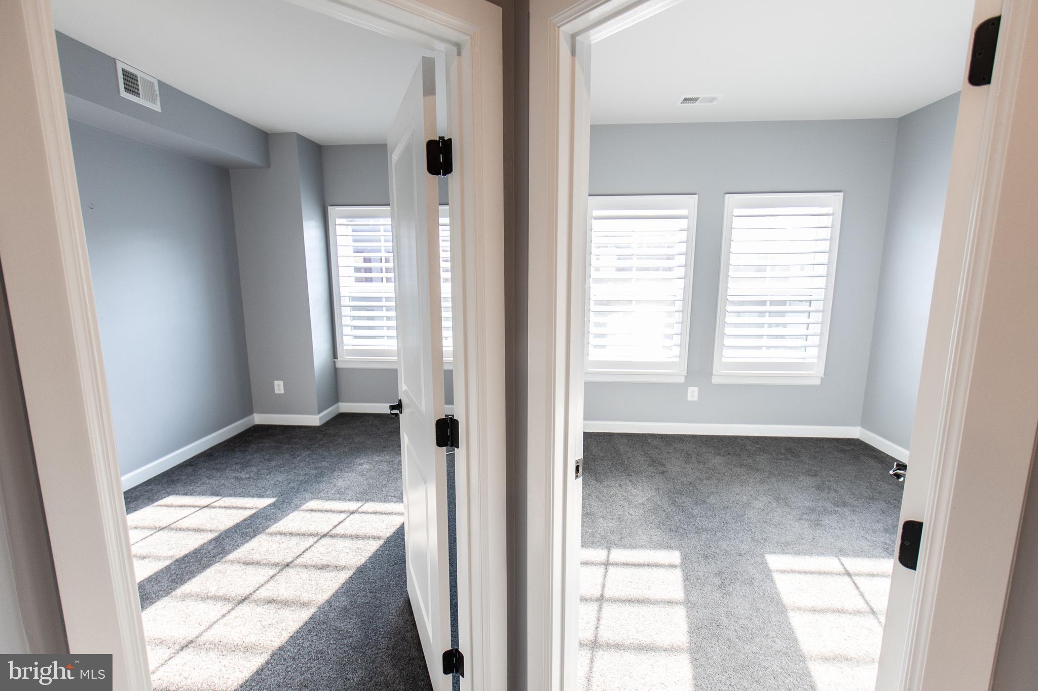 22304 Seabring Terrace Ashburn, VA 20148 - Photo 21 of 35