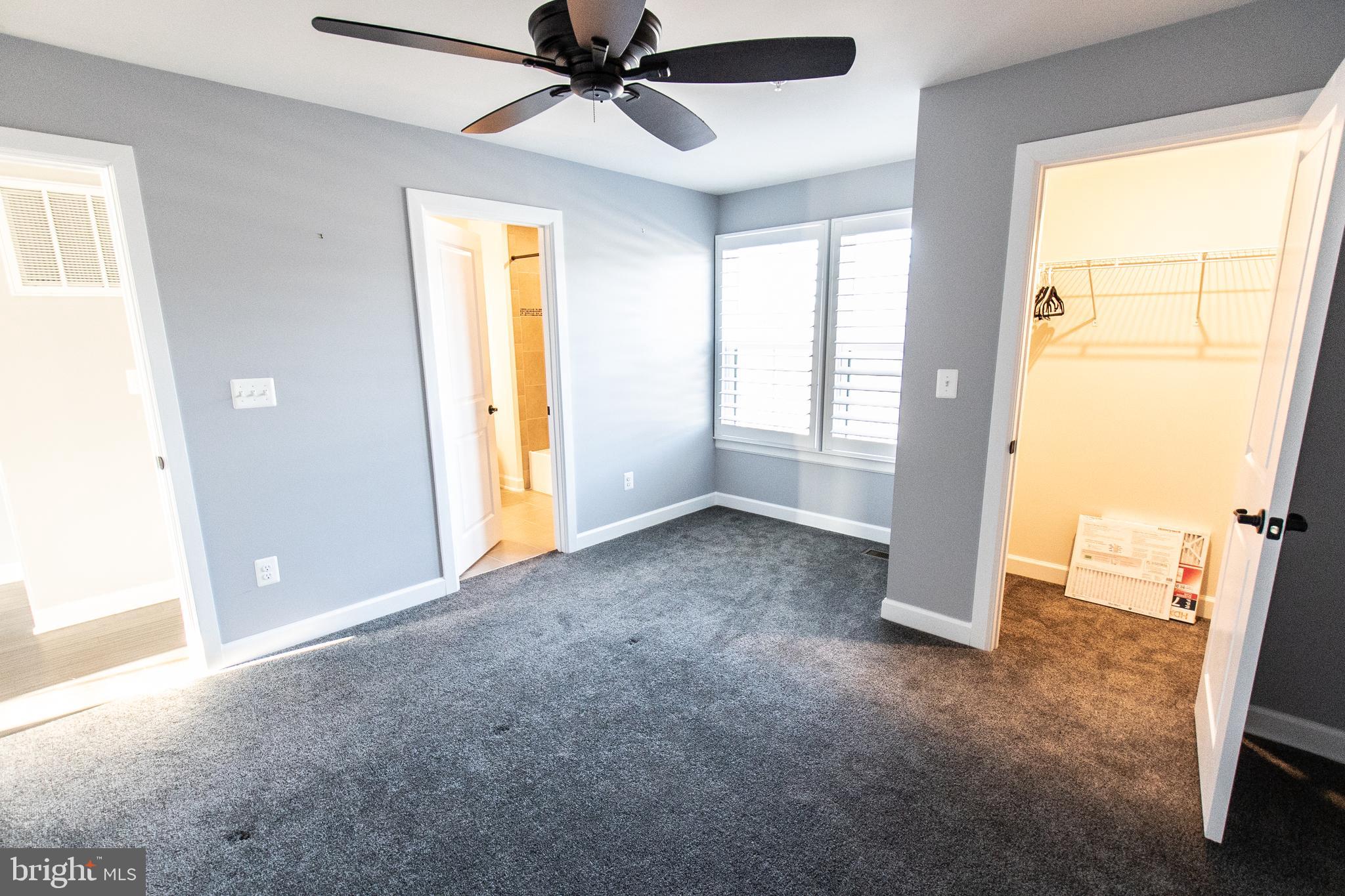 22304 Seabring Terrace Ashburn, VA 20148 - Photo 28 of 35