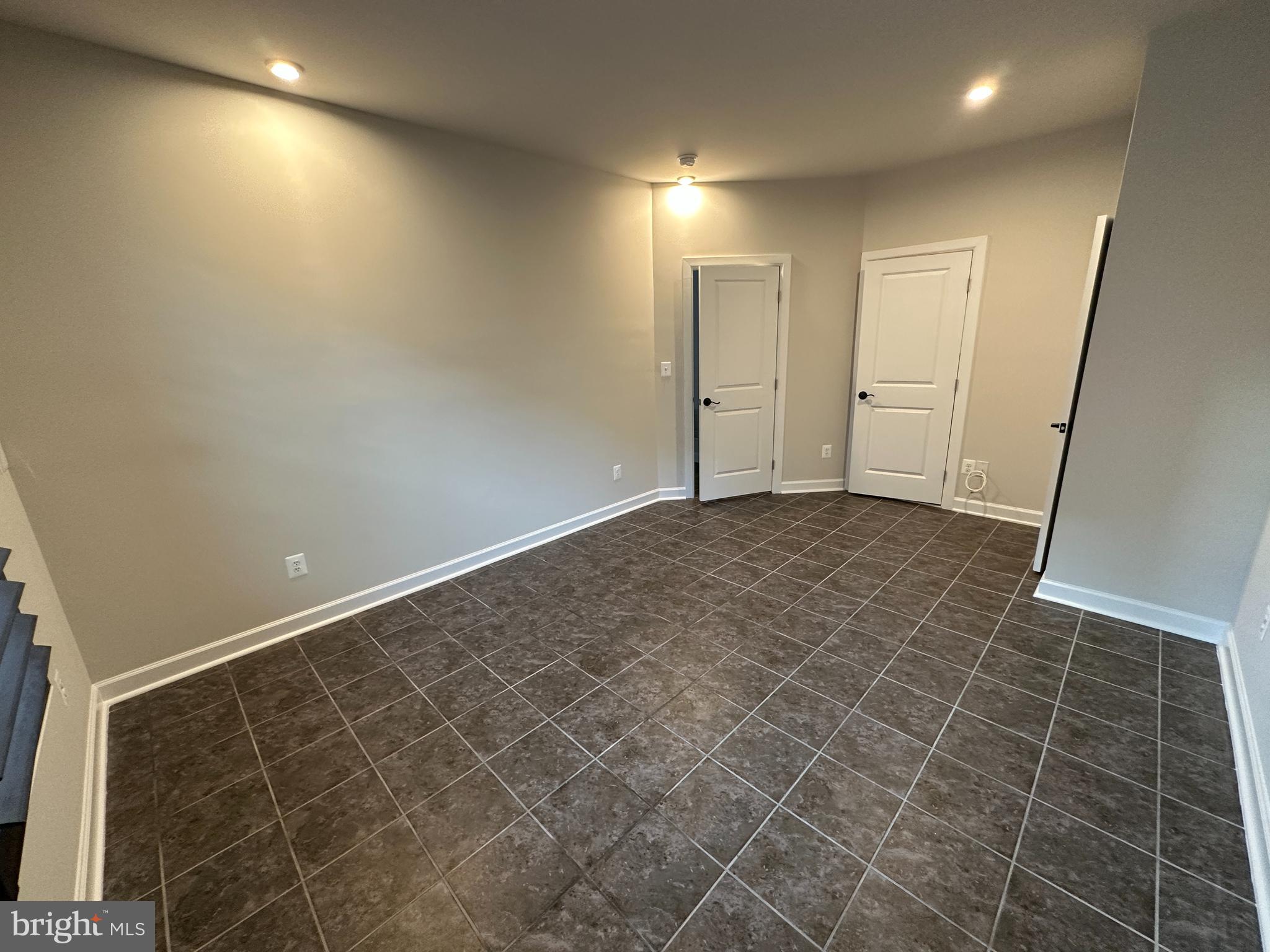 22304 Seabring Terrace Ashburn, VA 20148 - Photo 34 of 35