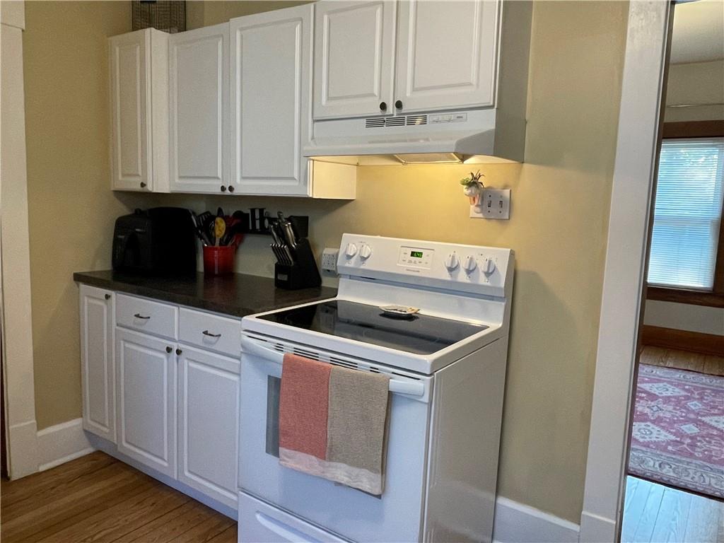 33 Line Street Sharpsville, PA 16150 - Photo 12 of 34 a utility room with dryer and washer