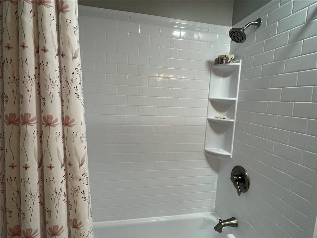 33 Line Street Sharpsville, PA 16150 - Photo 17 of 34 a bathroom with a shower