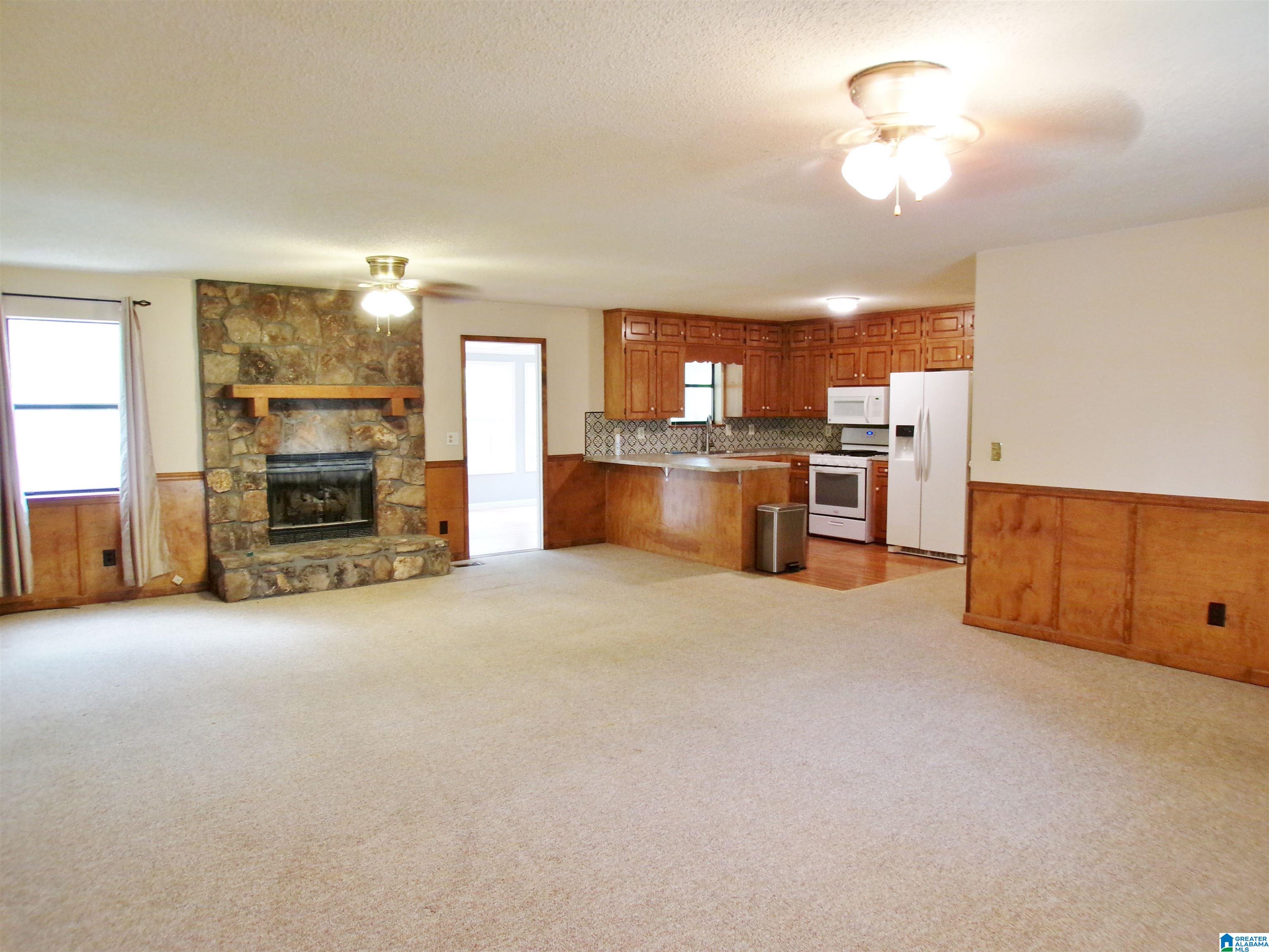 762 Timber Way Weaver, AL 36277 - Photo 10 of 51