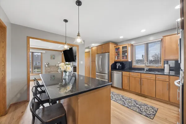 $550,000 | 5446 South Rutherford Avenue, Chicago, IL 60638