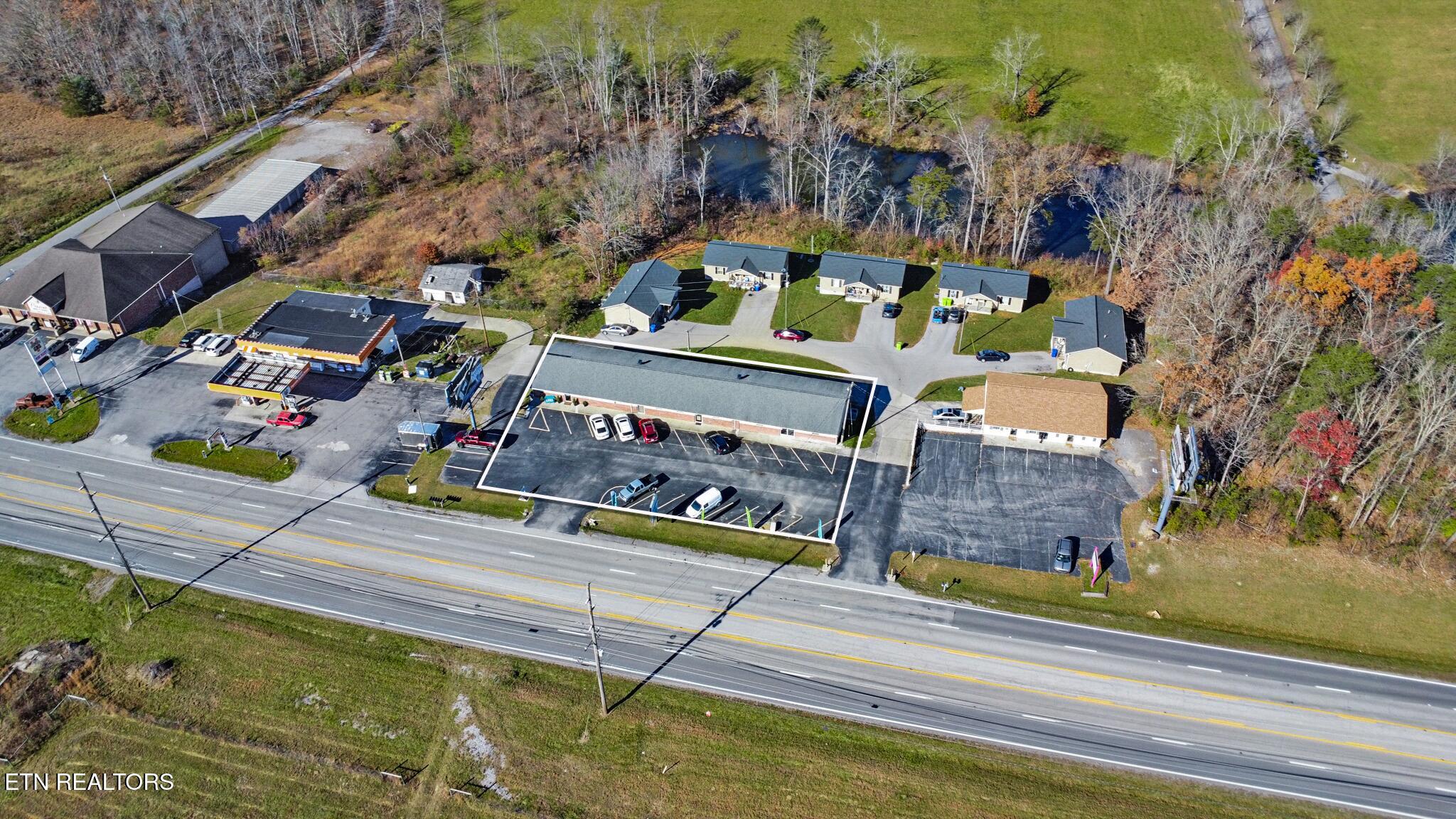 801 Peavine Road Crossville, TN 38571 - Photo 2 of 4 1